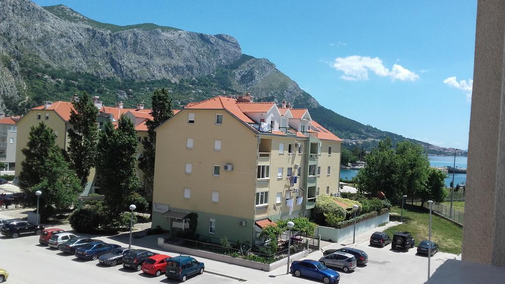 Apartment Max Omiš Exterior foto
